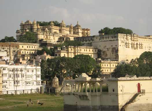 The exquisite White Diamond City of Udaipur is full of numerous palaces.