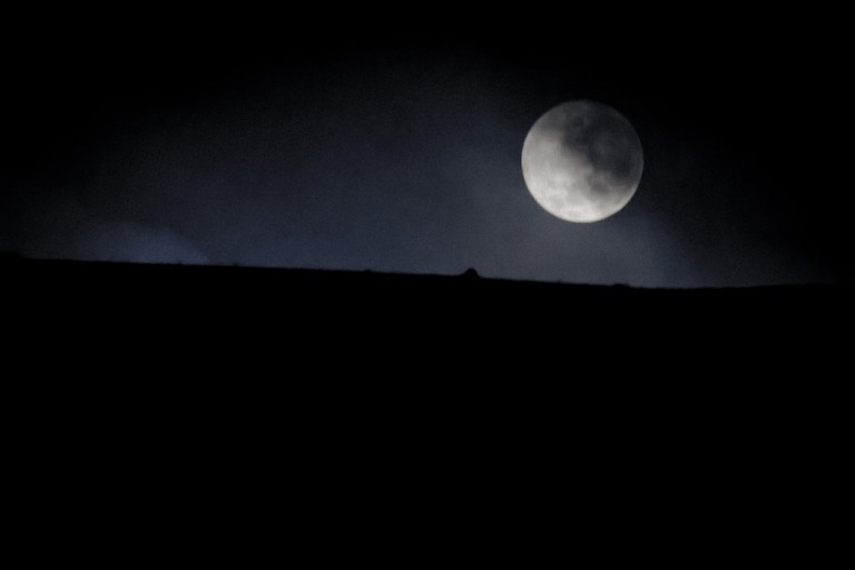 Ein wunderschöner Monduntergang ...