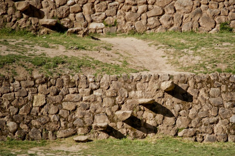 Hier ist eine Nahaufnahme der Inka-Stufen