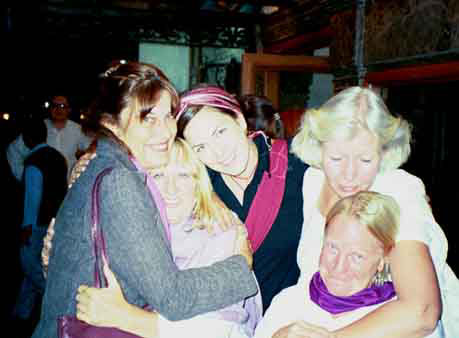 Solara, Kathleen, Nova, Orianranah and Kimberly share a last embrace before departing Delhi. (Nova to Los Angeles. Solara to Singapore and then Hawaii. Kathleen, Orianranah and Kimberly to Tibet !!!!)
