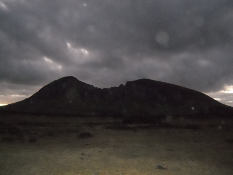 Der Vulkankrater von Rano Raruku hinter uns