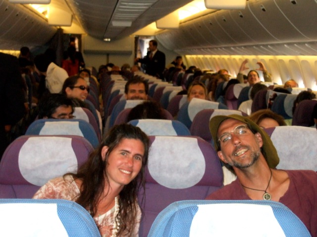 Unos 30 de nosotros estábamos en el mismo vuelo a Lima, Perú